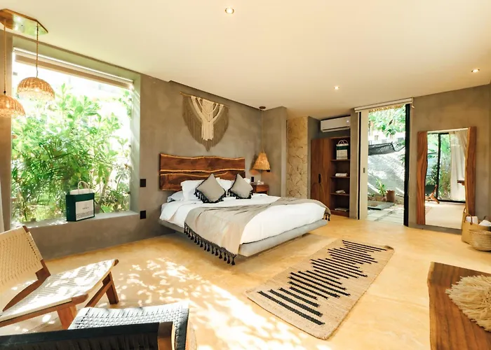 Arka Hotel